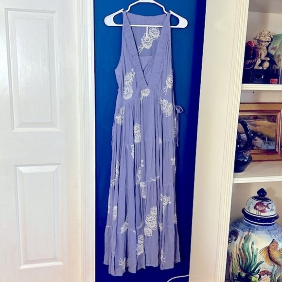 NWOT Women’s Free People RUN AWAY WITH ME EMBROIDERED Dusty Periwinkle Dress - Picture 4 of 11